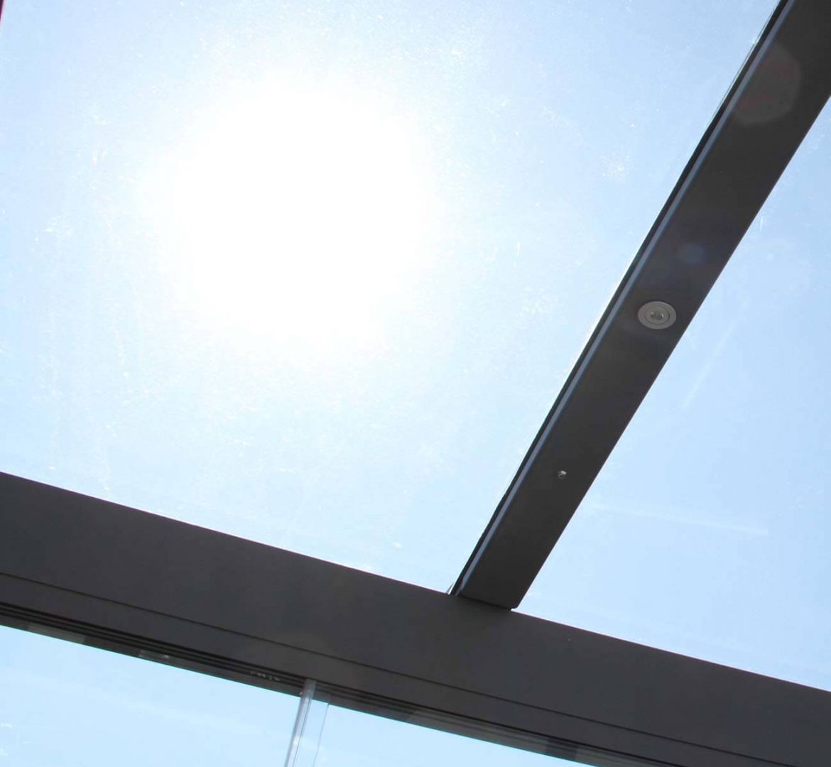 Wintergarten Fenster mit Sonne